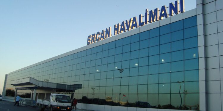 فرودگاه بین المللی ارجان