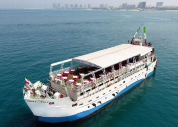 کشتی تفریحی کیش